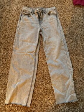 American Eagle Light Wash Wide Leg Jeans - Size 0 Short